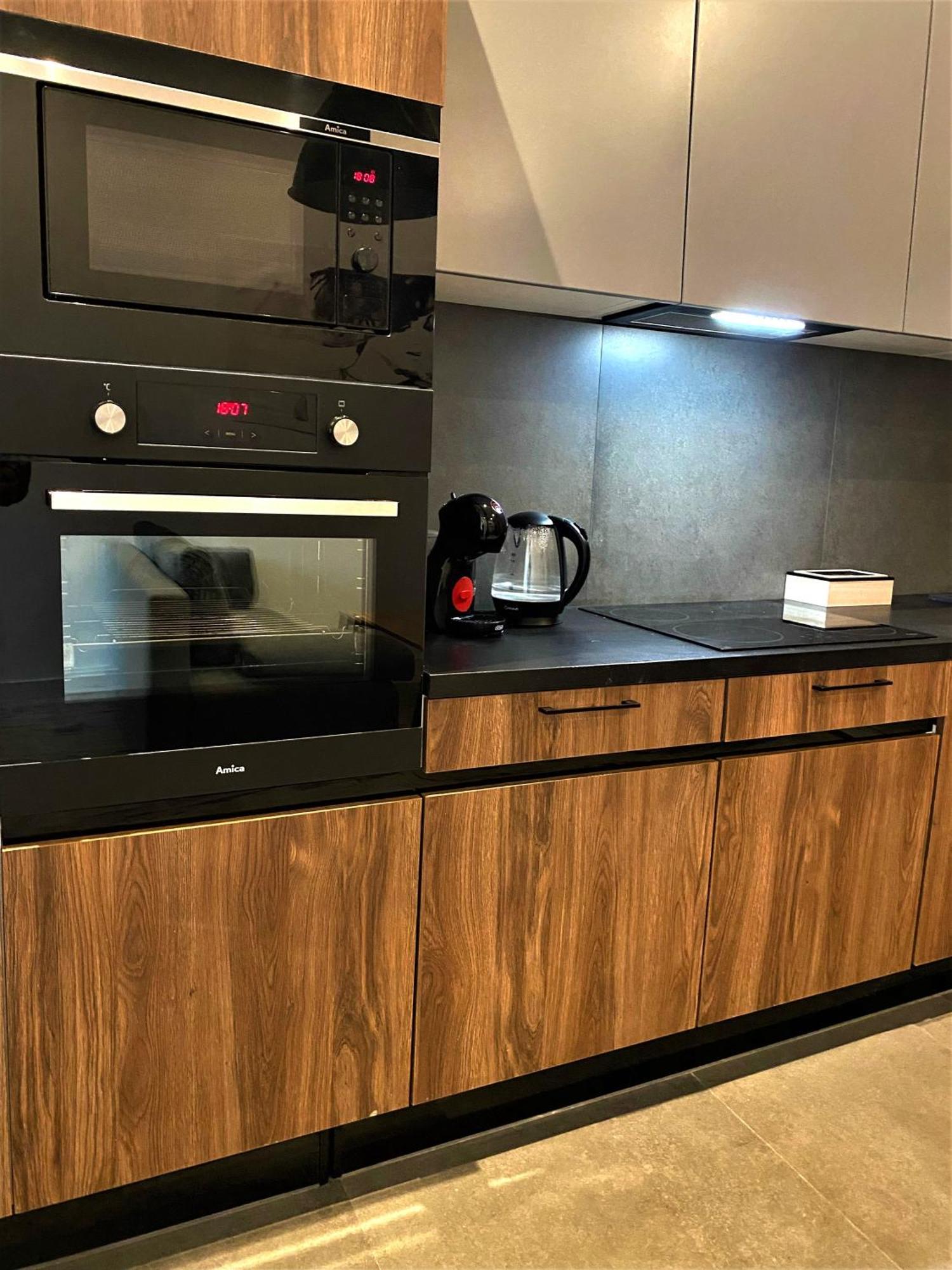 Apartamento Manufaktura Bakery, Penthouse 200M, Prywatna Kamienica, Parking Strzezony Łódź Habitación foto