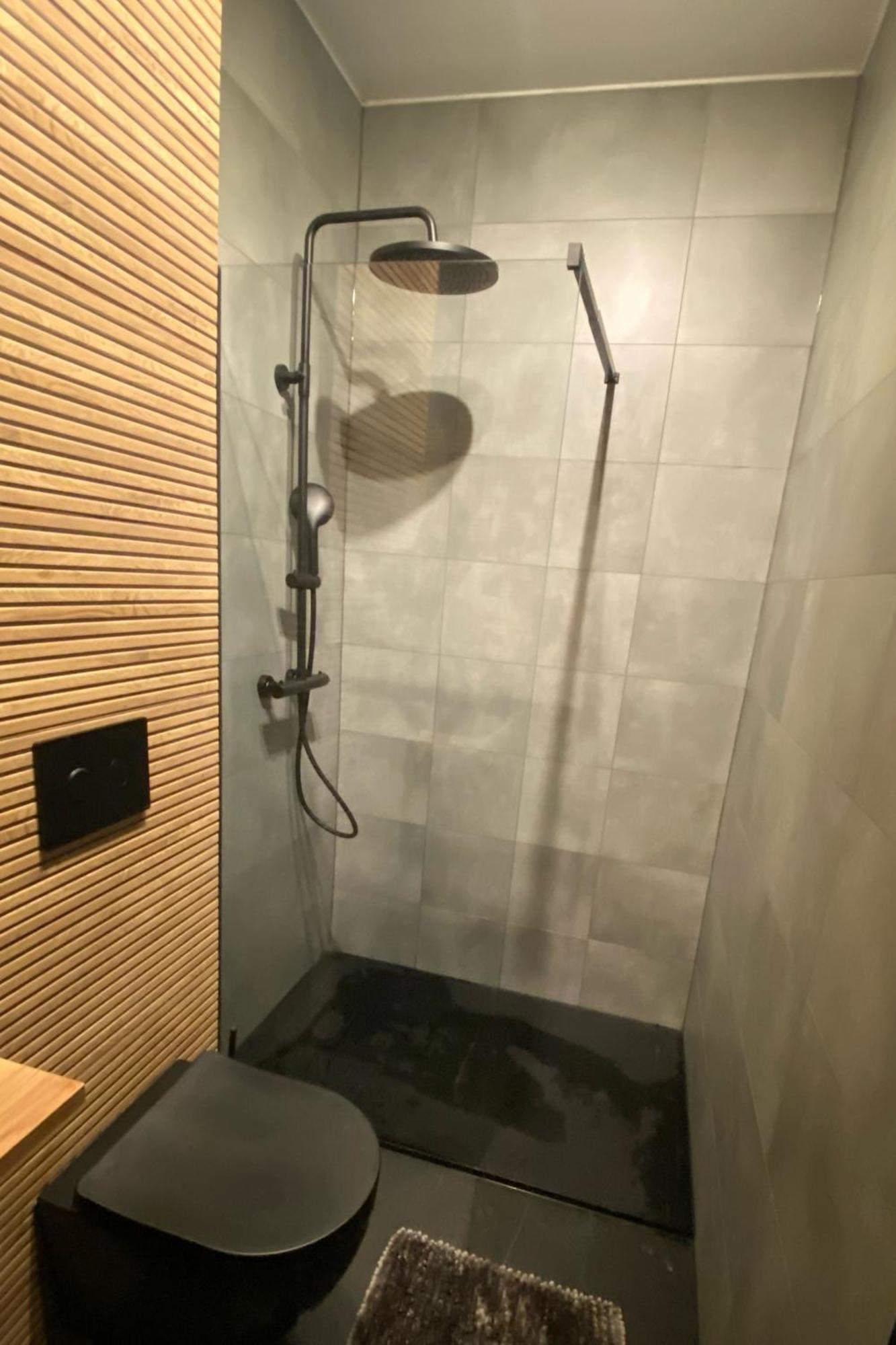 Apartamento Manufaktura Bakery, Penthouse 200M, Prywatna Kamienica, Parking Strzezony Łódź Habitación foto